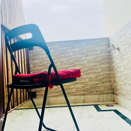 גורגאון Bluo Studio5 Golf Course Road - Gym, Terrace Garden מראה חיצוני תמונה