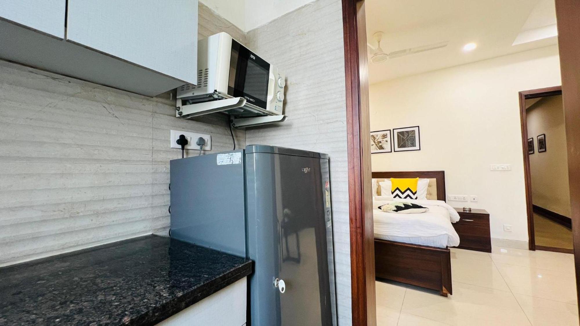 גורגאון Bluo Studio5 Golf Course Road - Gym, Terrace Garden מראה חיצוני תמונה